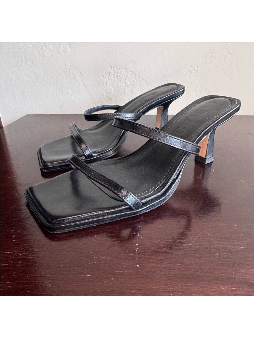 Aeyde Black Leather Margo Mid Heel Sandals